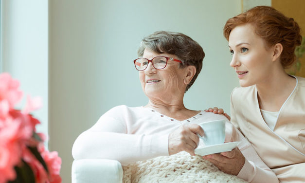 Häusliche Seniorenpflege als Alternative zum Pflegeheim